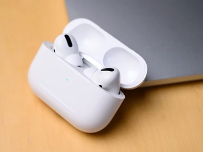 cach-ve-sinh-vo-airpods