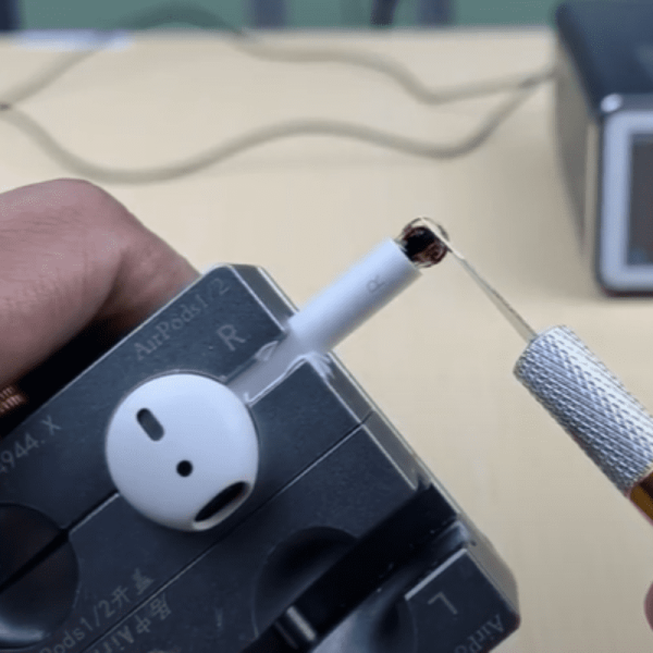 thay-pin-tai-nghe-airpods-gen-2 (6)