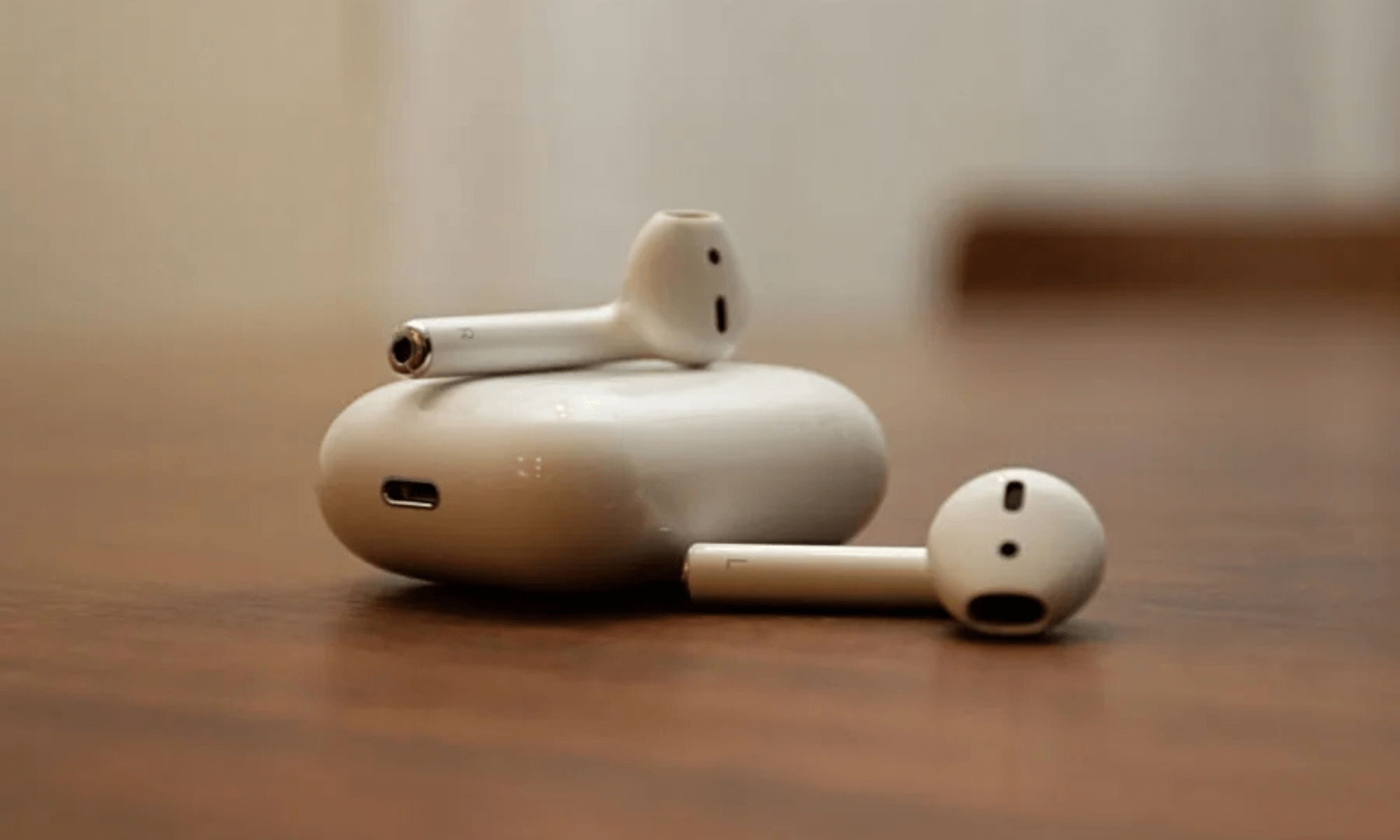 airpods-cho-nguoi-gia-nghe-sach-noi (4)