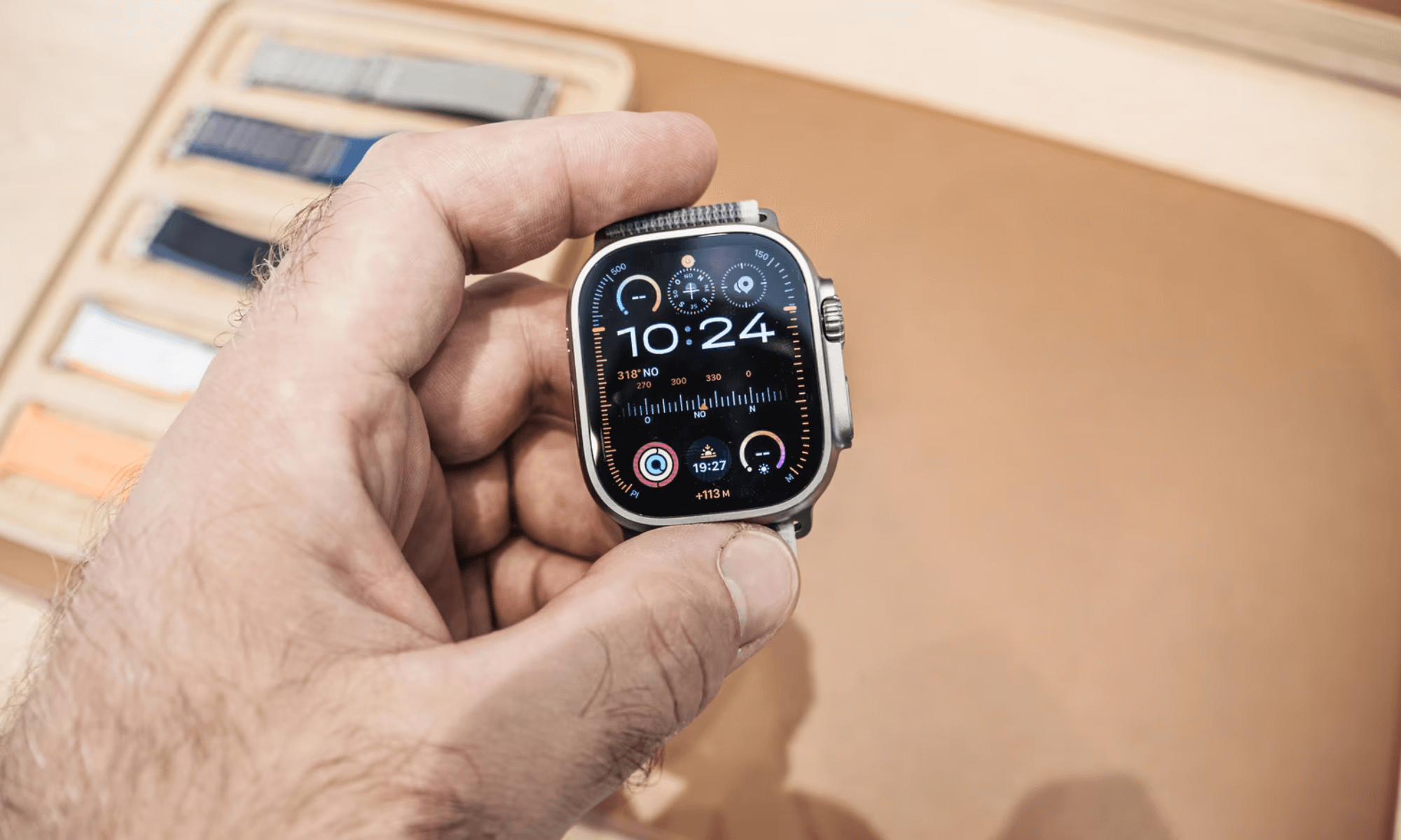 digital-crown-tren-apple-watch-sap-co-cam-bien-anh-sang (1)
