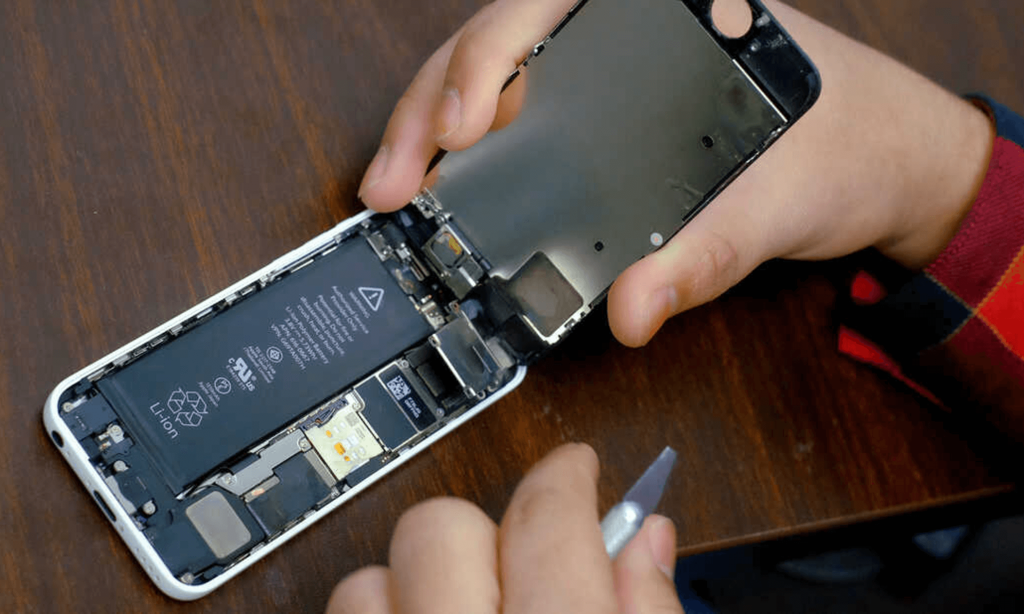 khi-nao-thay-pin-iphone (2)