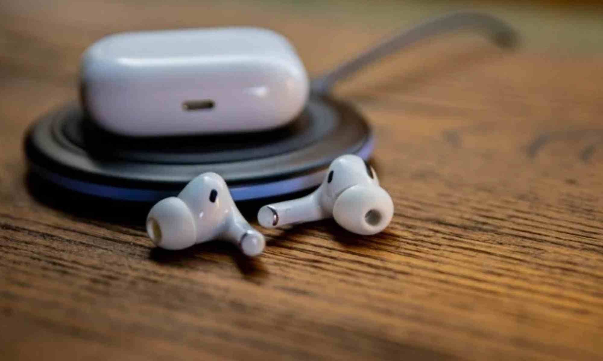 sua-loi-airpods-bi-loan-cam-ung (4)