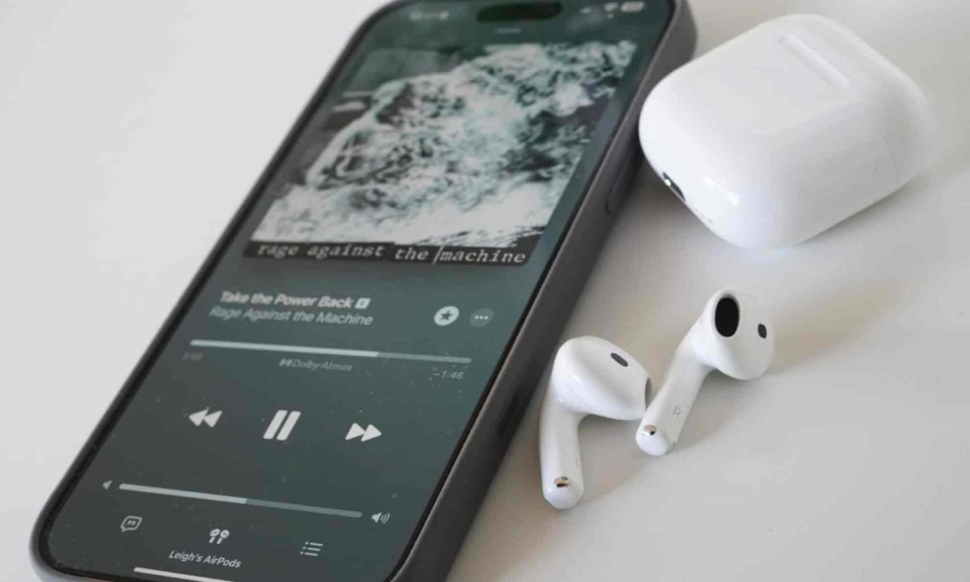 Airpods-4-ANC-So-Voi-Beats-Studio (2)