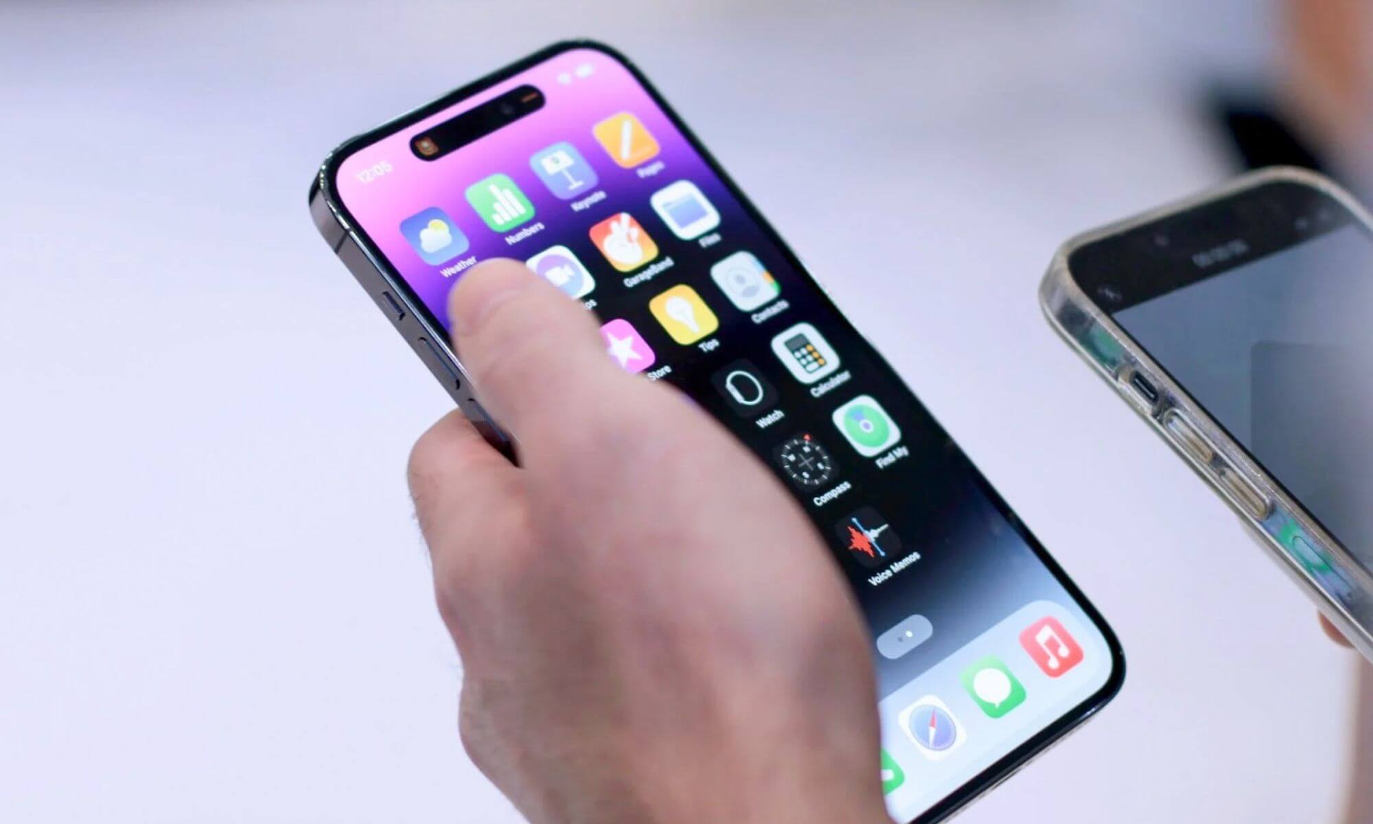 iphone-cnc-la-gi (4)