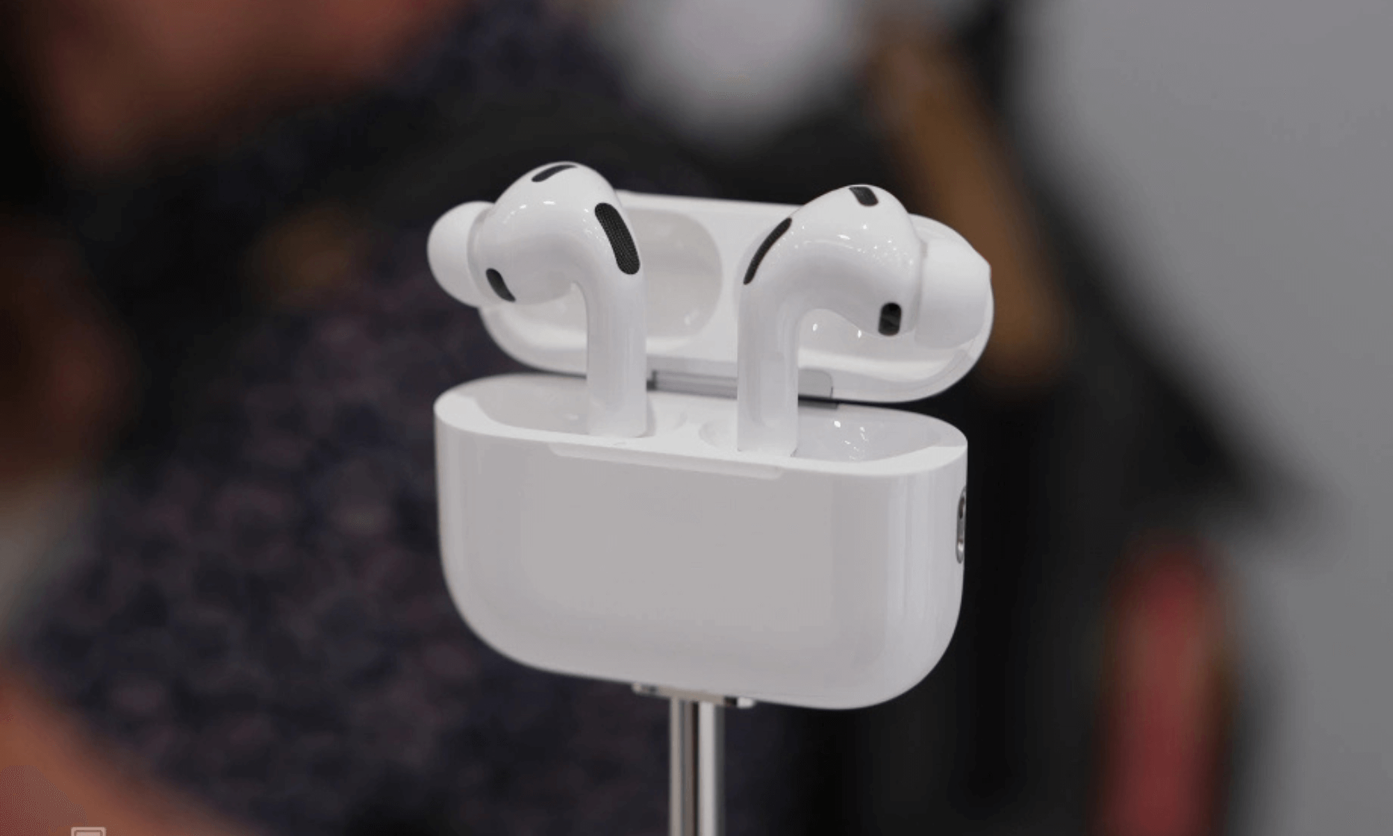 ve-sinh-airpods-pro-3-00002