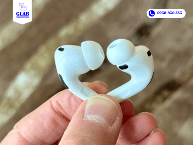 airpods-pro-luc-sac-duoc-luc-khong-vesinhairpod.com