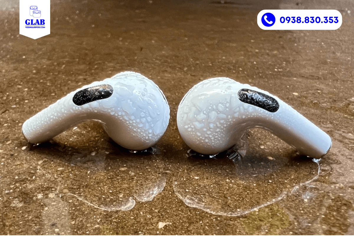 hop-sac-airpods-roi-xuong-nuoc