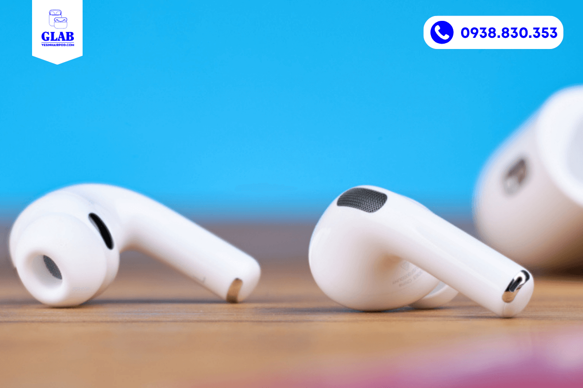 Airpods-Pro-3-So-Voi-Bose-Quietcomfort-Ultra-2