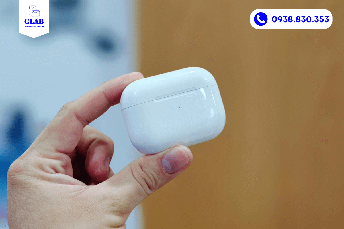 mua-hop-sac-le-airpods-da-thay-pin-vesinhairpod.com-glab