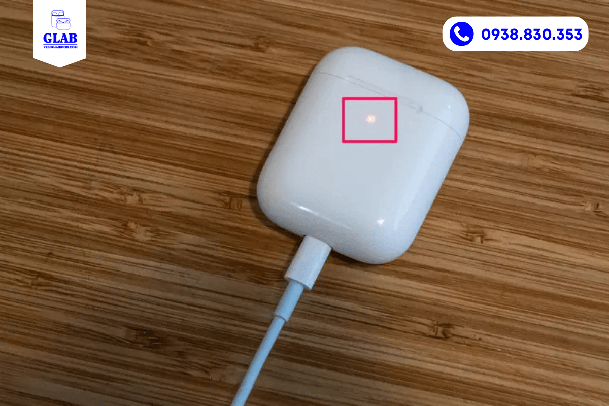 hop-sac-airpods-khong-nhan-tai-vesinhairpod.com-glab
