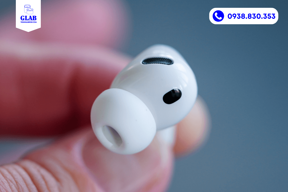thay-chan-hop-sac-airpods-pro-vesinhairpod.com-glab