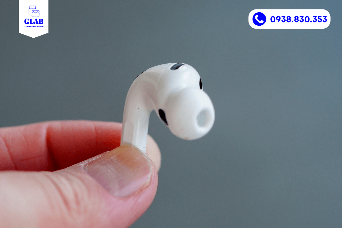 thay-chan-hop-sac-airpods-pro-vesinhairpod.com-glab
