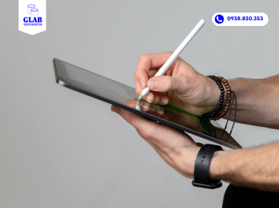 apple-pencil-bi-cong-mop-vesinhairpod.com-glab